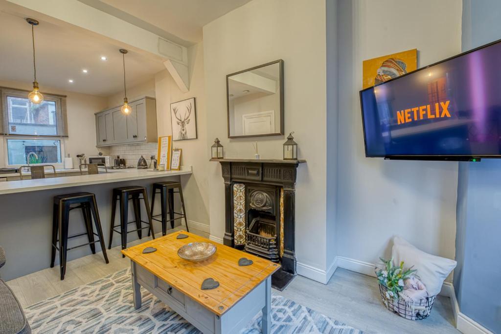 Charming City Home, Beside The Serene Ormeau Park Belfast Buitenkant foto