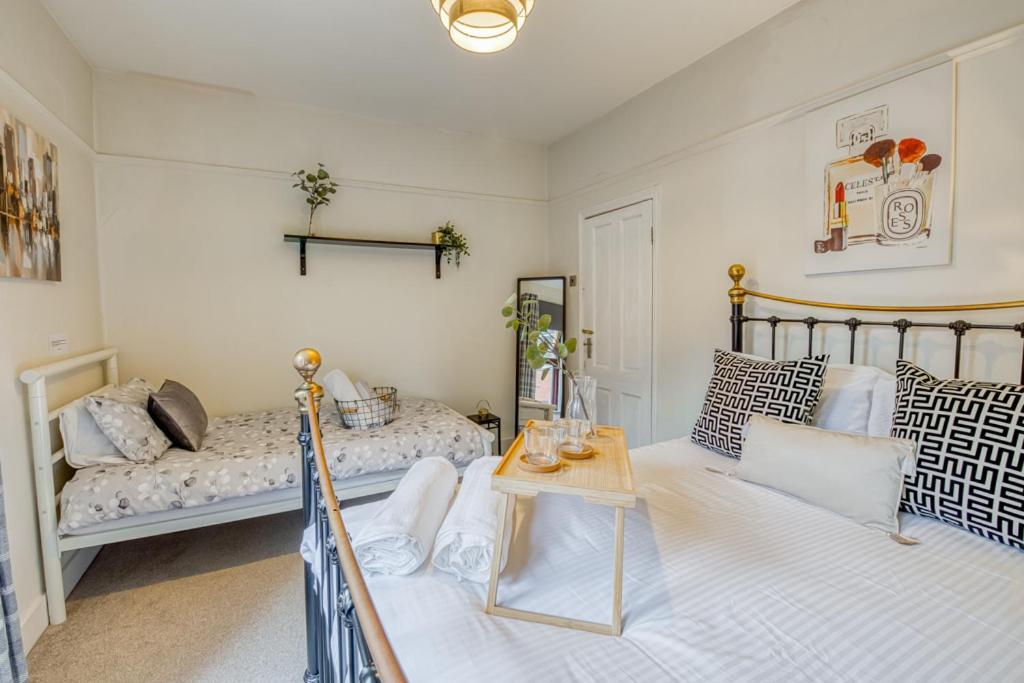 Charming City Home, Beside The Serene Ormeau Park Belfast Buitenkant foto