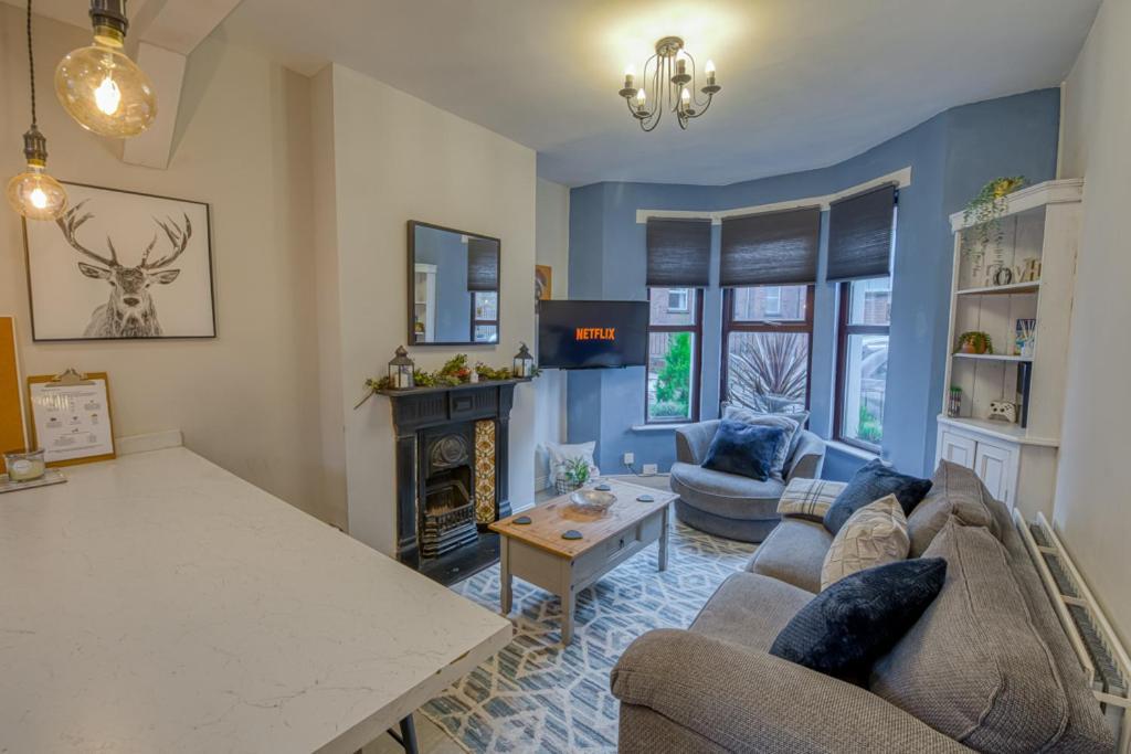 Charming City Home, Beside The Serene Ormeau Park Belfast Buitenkant foto